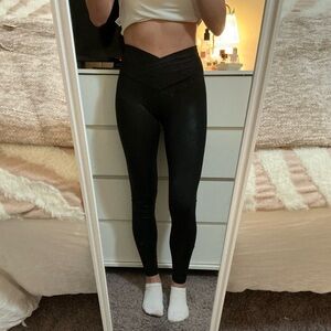 Aerie- Hugger Crossover High Waisted Crackle Leggings